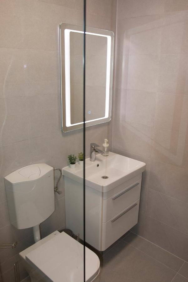 Memories Apartment Мостар Экстерьер фото
